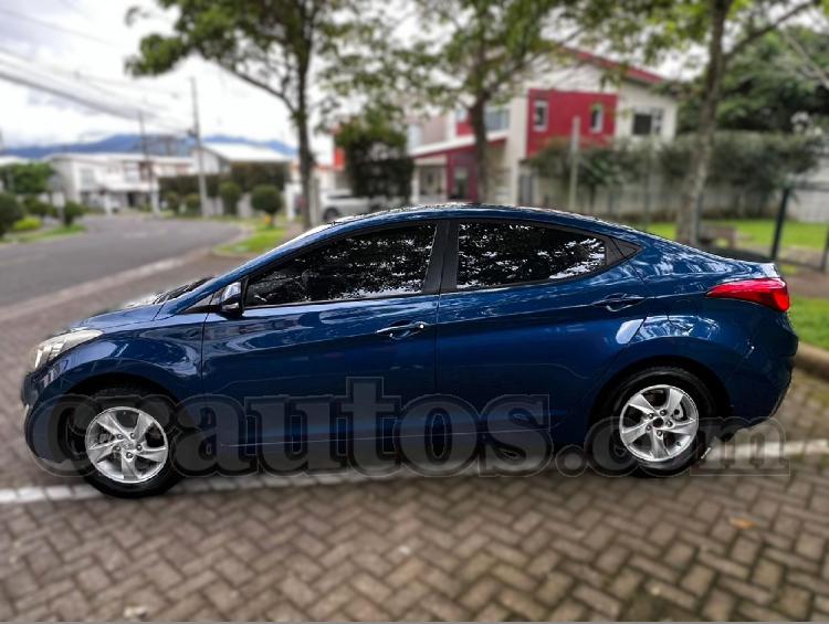2014 Hyundai Elantra - foto 2