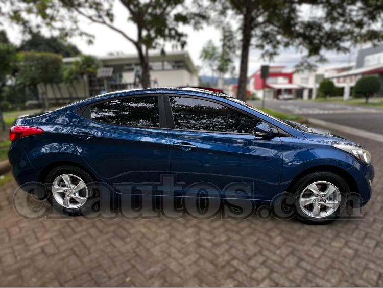 2014 Hyundai Elantra - foto 4