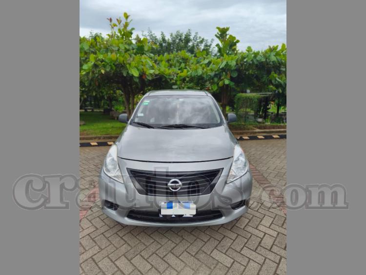 2012 Nissan Versa - foto 3