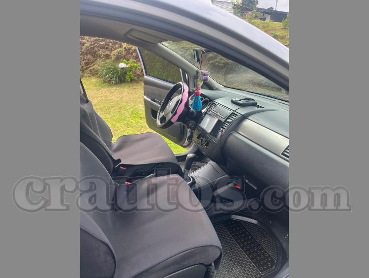 2009 Nissan Tiida - foto 4