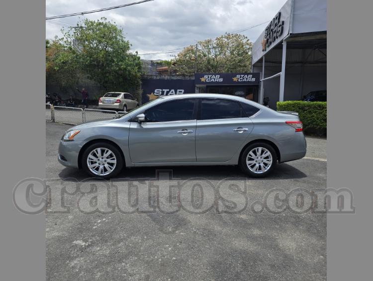 2015 Nissan Sentra - foto 3