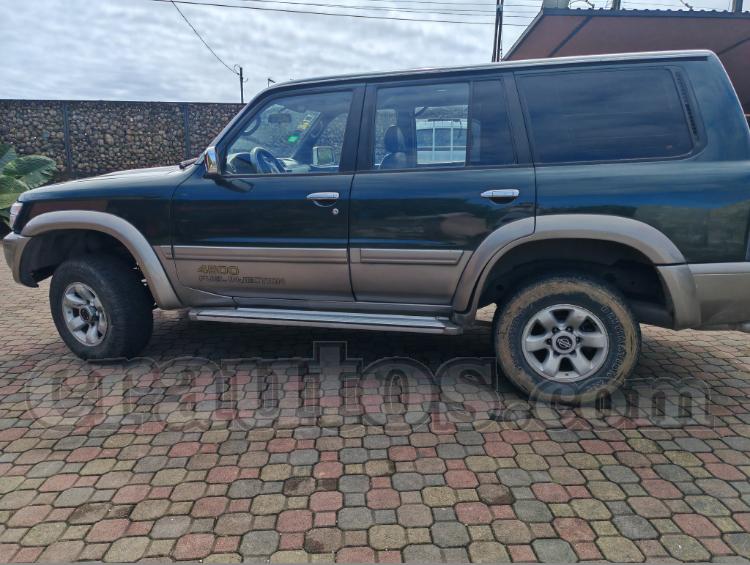 1999 Nissan Patrol - foto 3