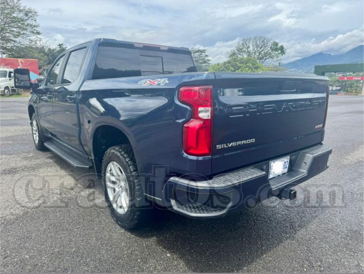 2021 Chevrolet Silverado - foto 3