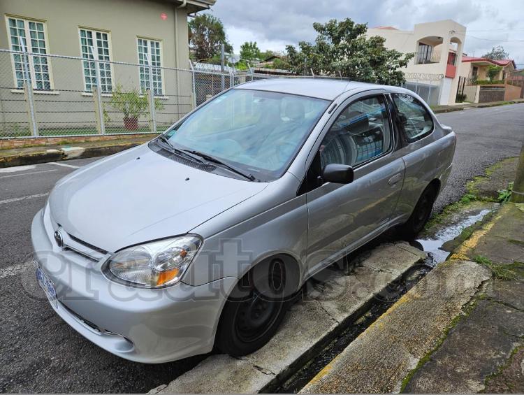 2003 Toyota Echo - foto 3