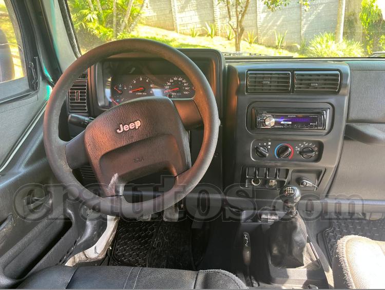 2005 Jeep Wrangler - foto 4