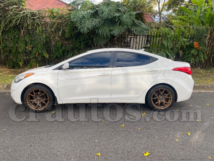 2012 Hyundai Elantra - foto 3