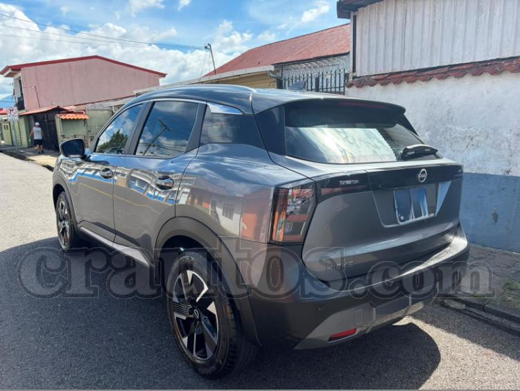 2025 Nissan Kicks - foto 2