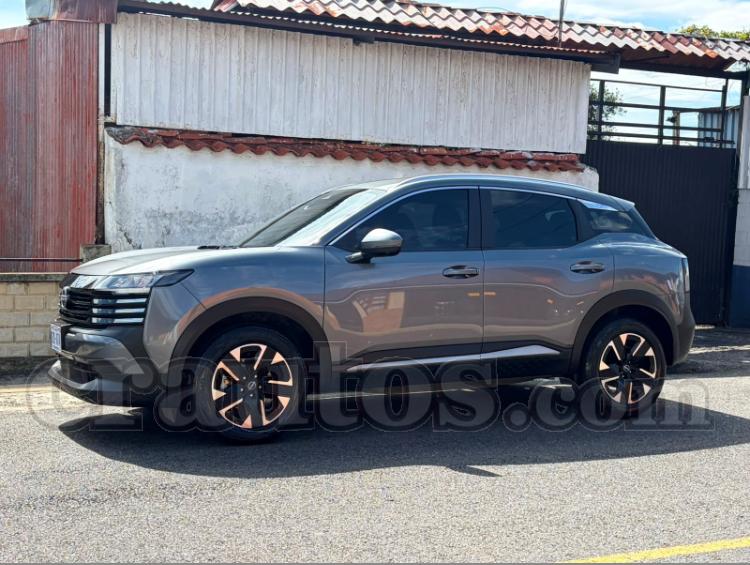 2025 Nissan Kicks - foto 3