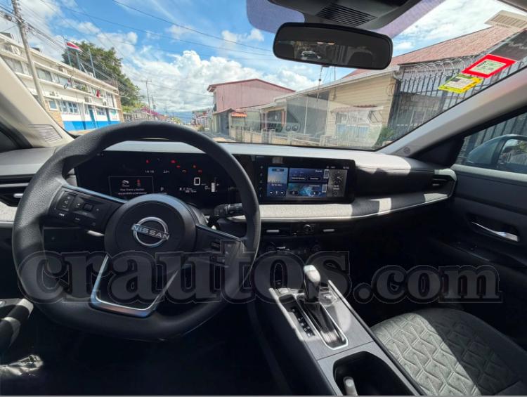 2025 Nissan Kicks - foto 5