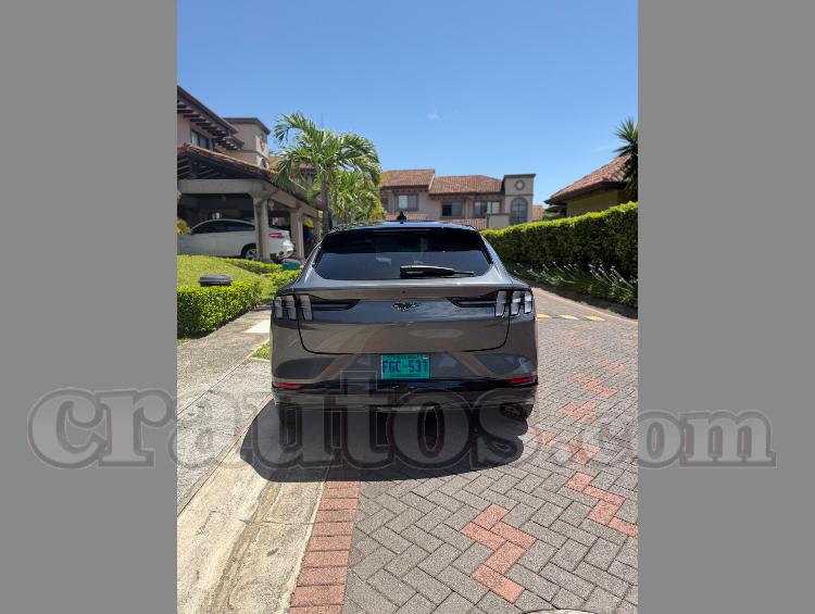 2021 Ford Mustang - foto 3
