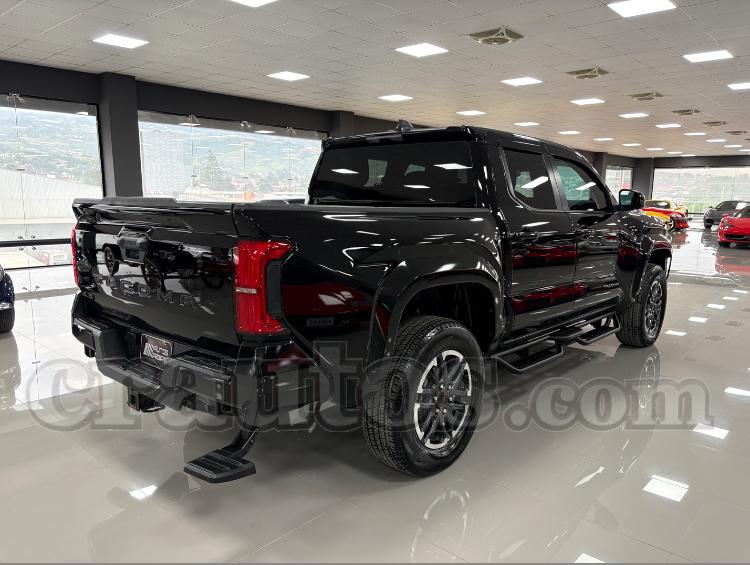 2024 Toyota Tacoma - foto 3