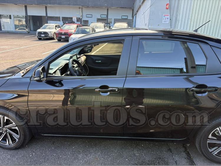 2024 Toyota Yaris - foto 5