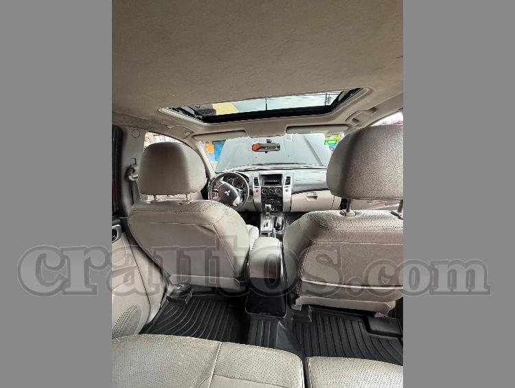 2010 Mitsubishi Montero - foto 4