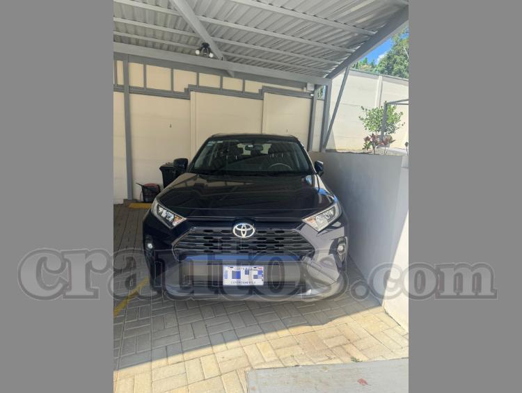 TOYOTA RAV4 2024