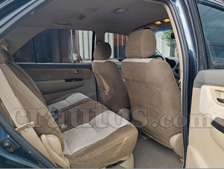 2012 Toyota Fortuner - foto 4