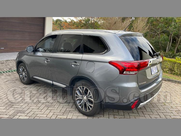 2016 Mitsubishi Outlander