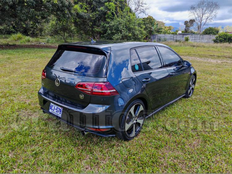 2015 Volkswagen Golf GTI - foto 2