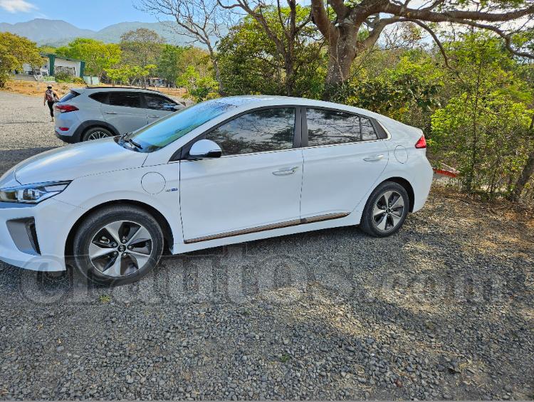 2019 Hyundai Ioniq