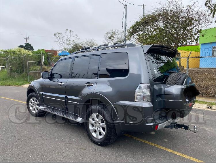 2015 Mitsubishi Montero - foto 3