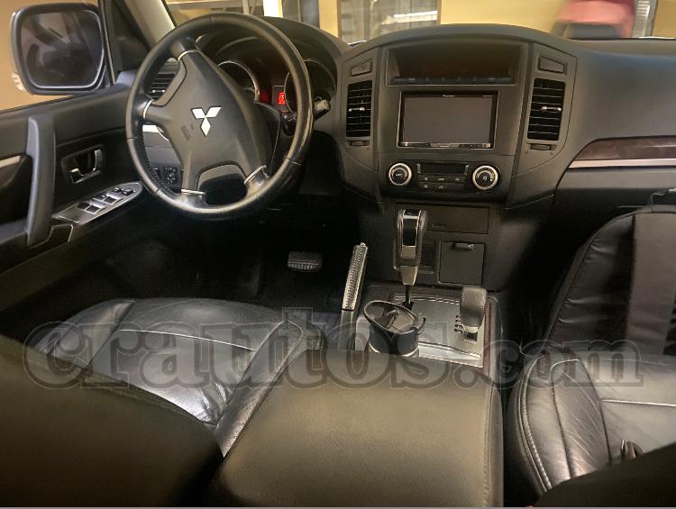 2015 Mitsubishi Montero - foto 4