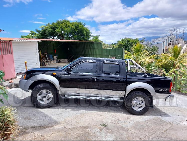 2005 Nissan Frontier - foto 2