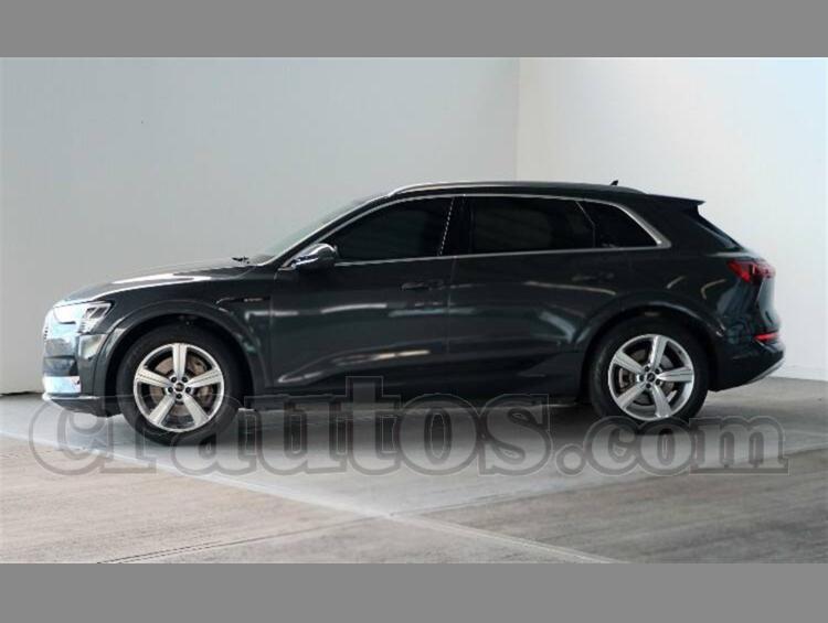 2023 Audi e-tron - foto 4