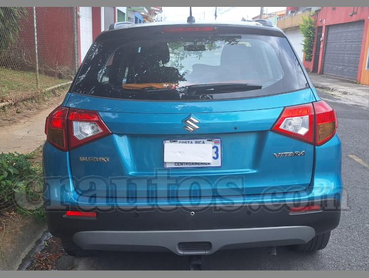 2017 Suzuki Vitara - foto 2