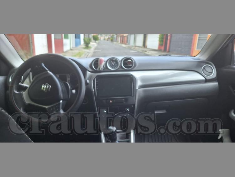 2017 Suzuki Vitara - foto 3