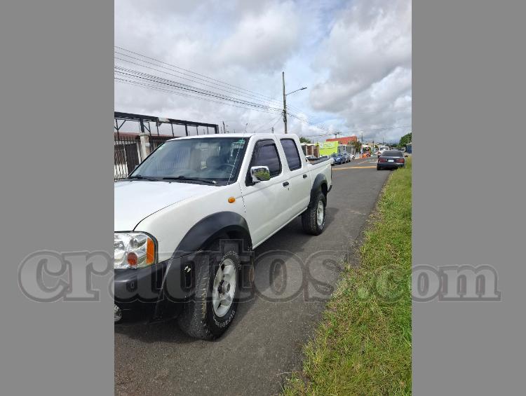 2005 Nissan Frontier - foto 2