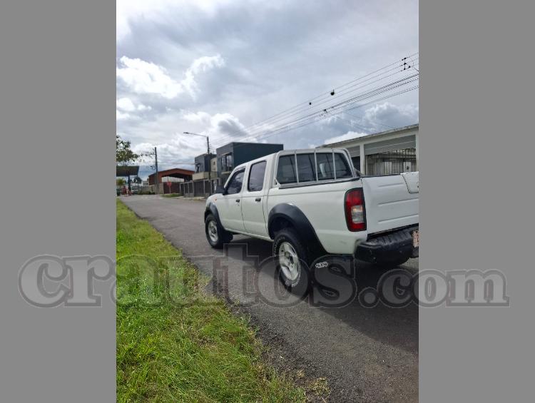 2005 Nissan Frontier - foto 5