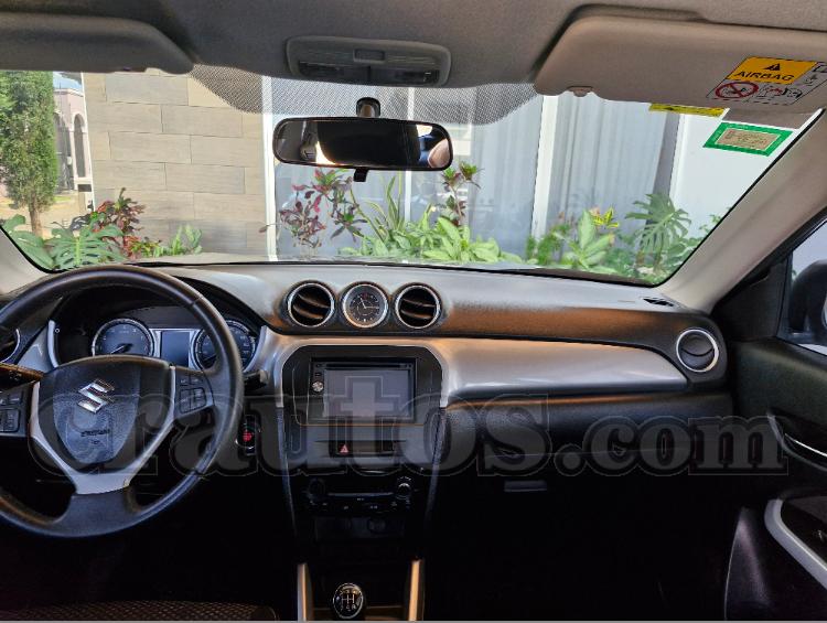 2017 Suzuki Vitara - foto 4