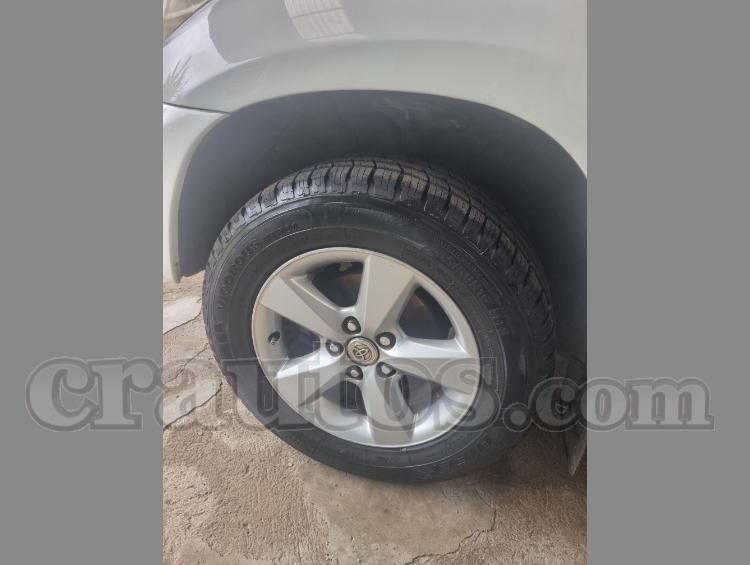 2005 Toyota RAV4 - foto 4