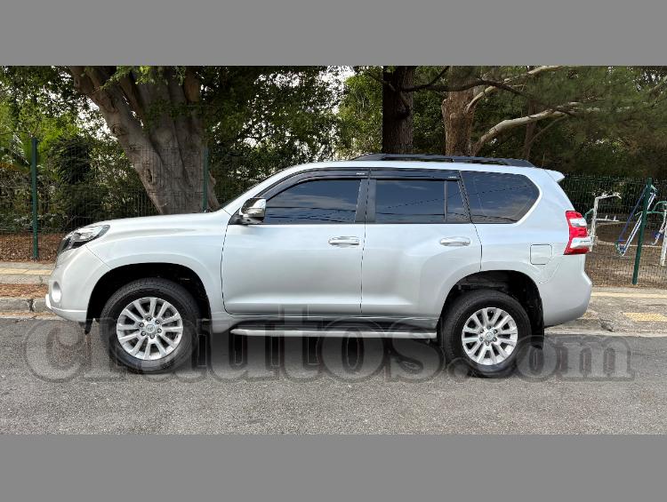 2017 Toyota Prado - foto 3