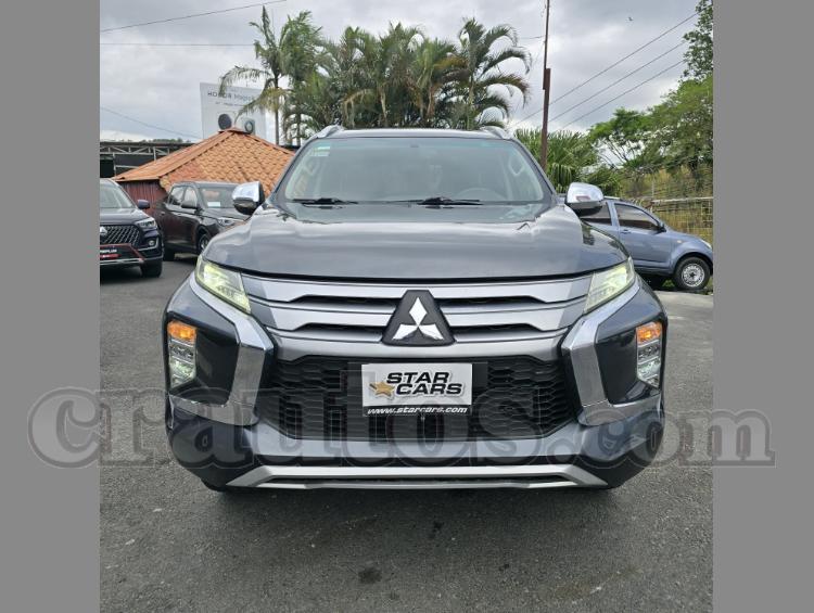 2023 Mitsubishi Montero - foto 2