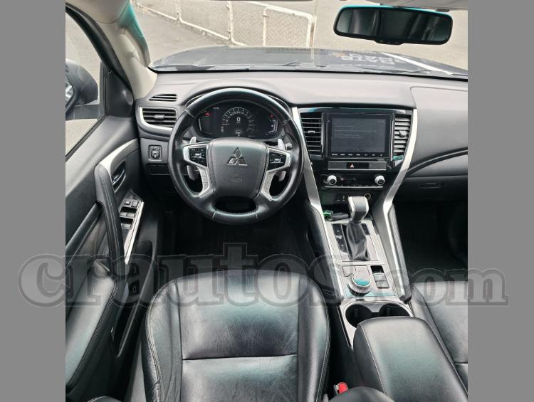 2023 Mitsubishi Montero - foto 5