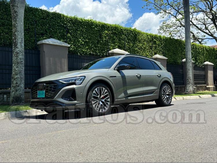 2024 Audi Q8 - foto 3