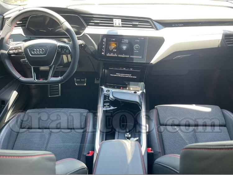 2024 Audi Q8 - foto 5